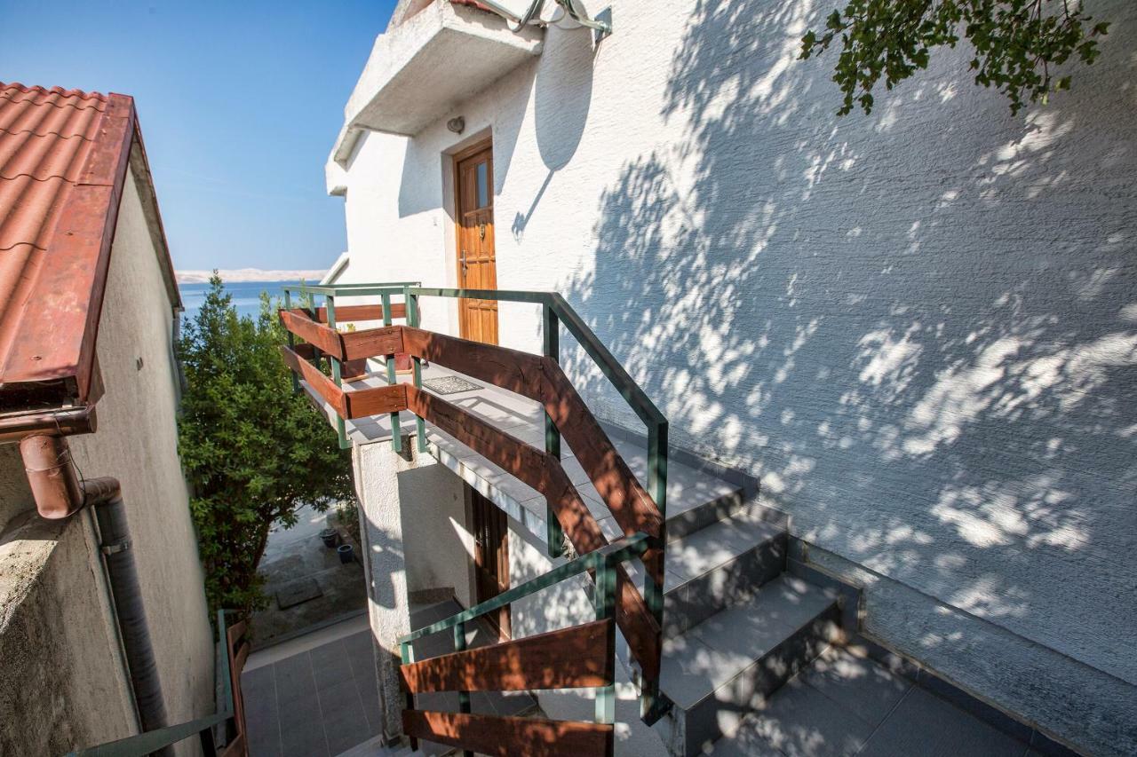 Penthouse Karlobag Apartment Exterior photo